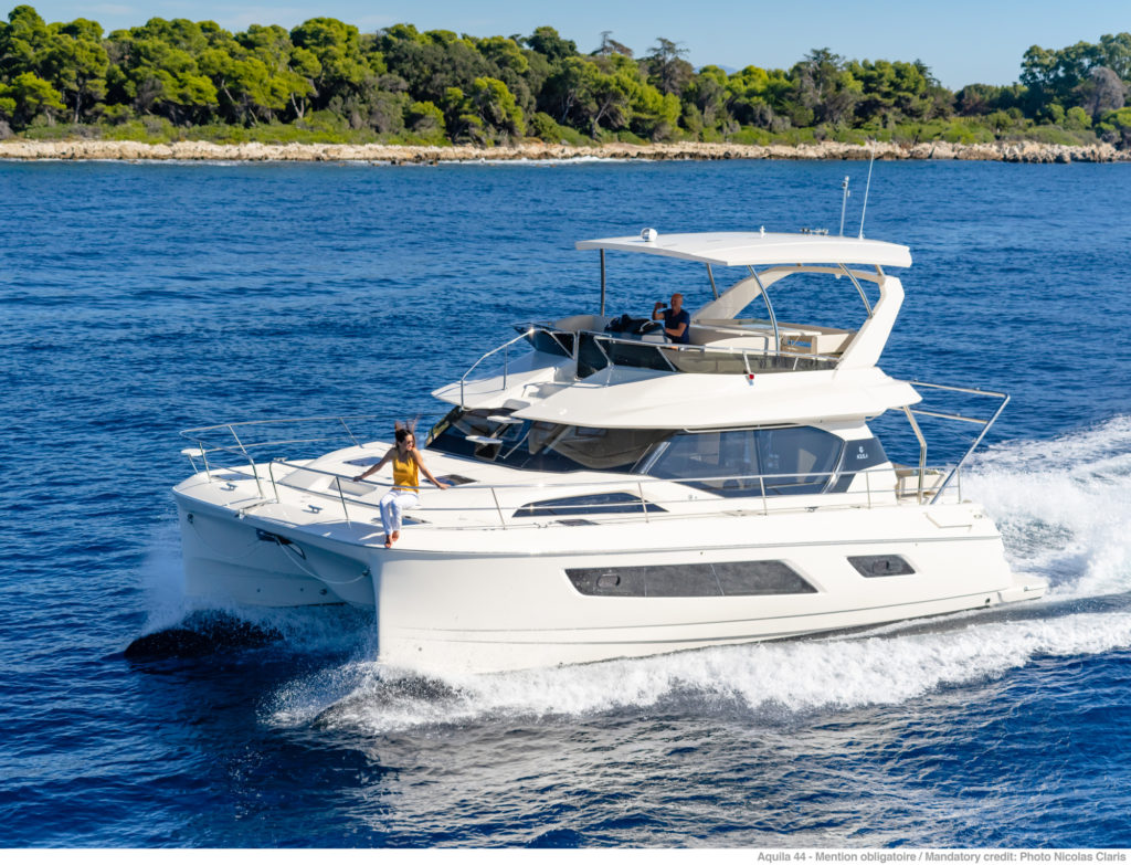 aquila 44 powercat multihull central luxury power