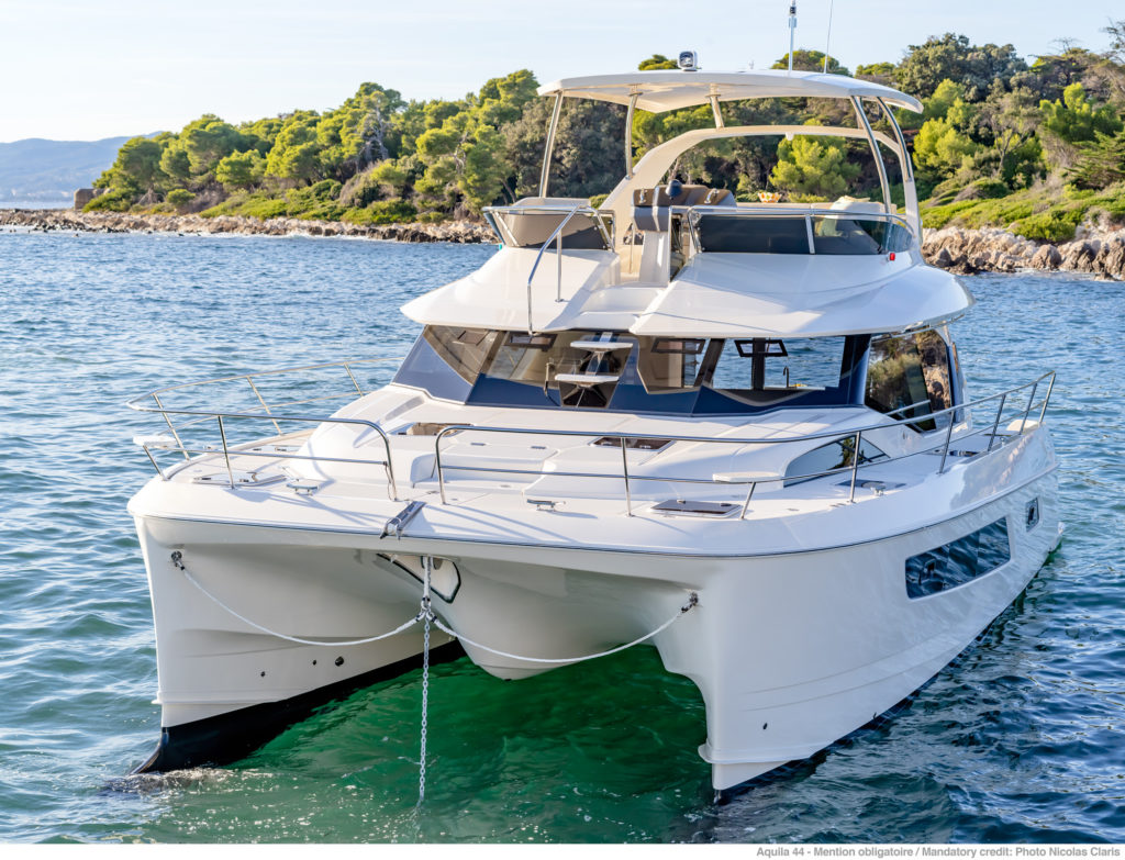 aquila 44 powercat multihull central luxury power