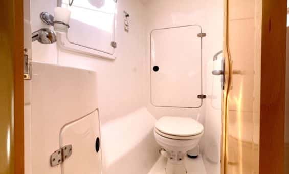 TD Stbd Fwd Ensuite