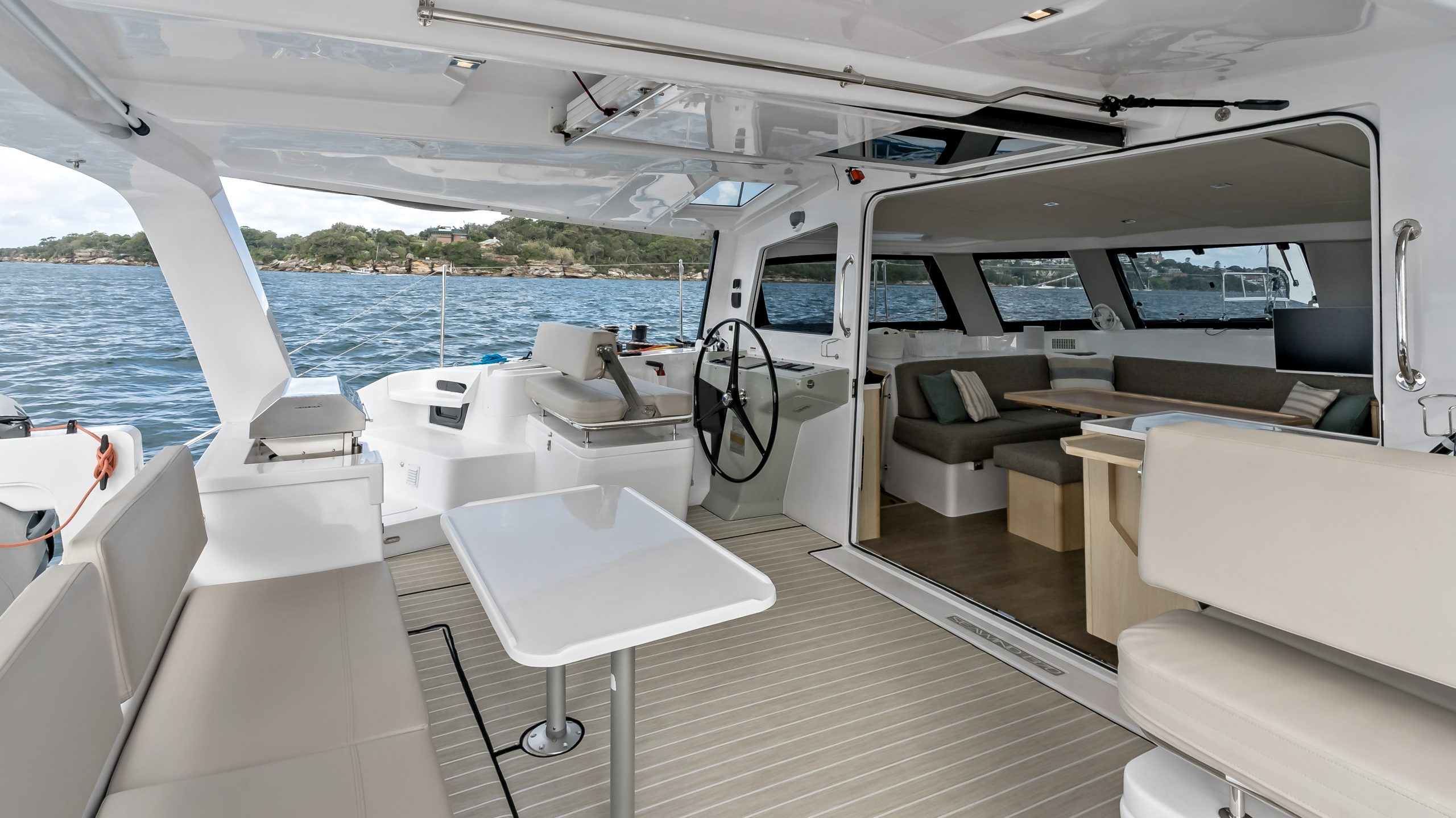 Seawind 1370