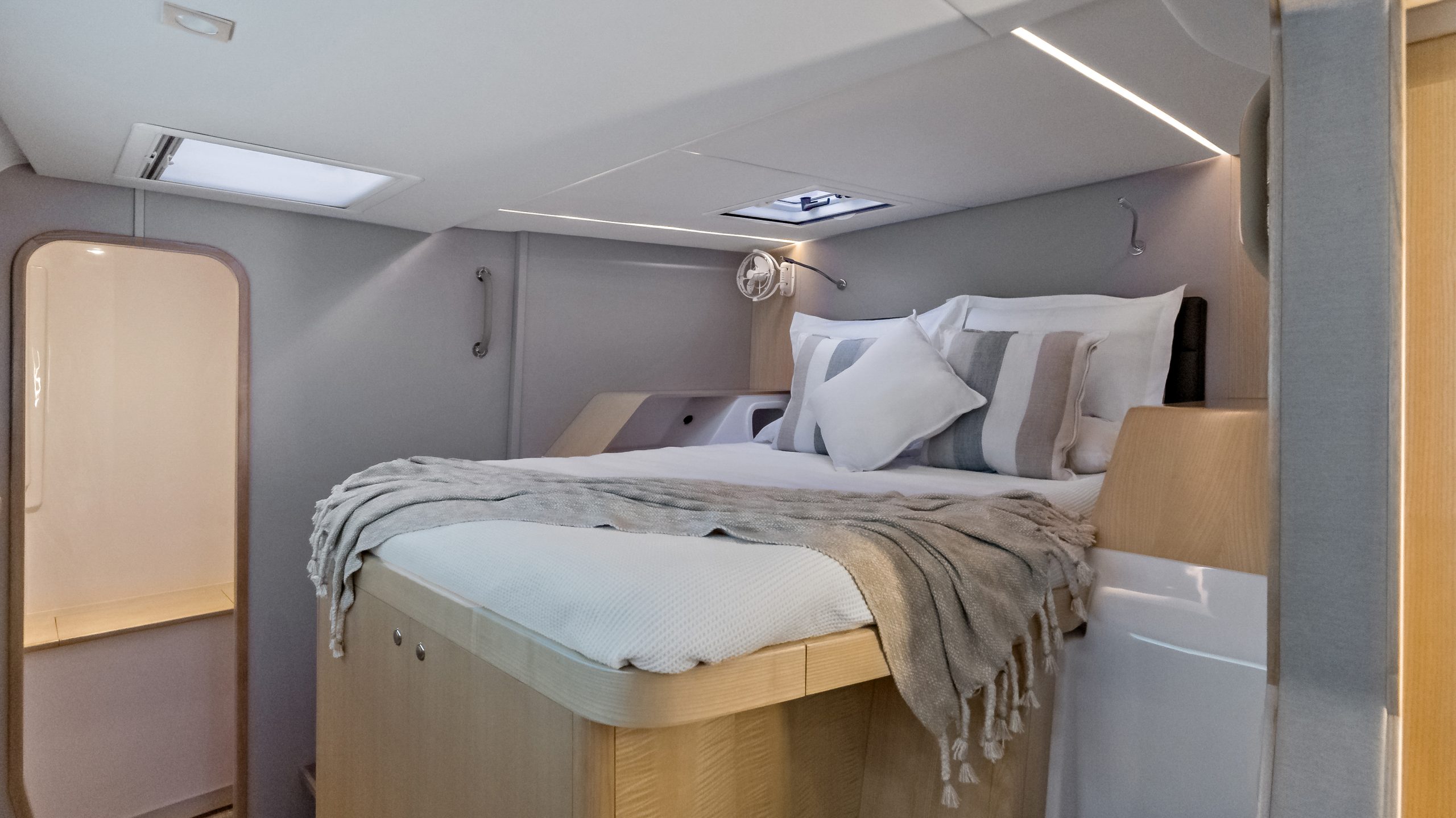 Seawind 1370