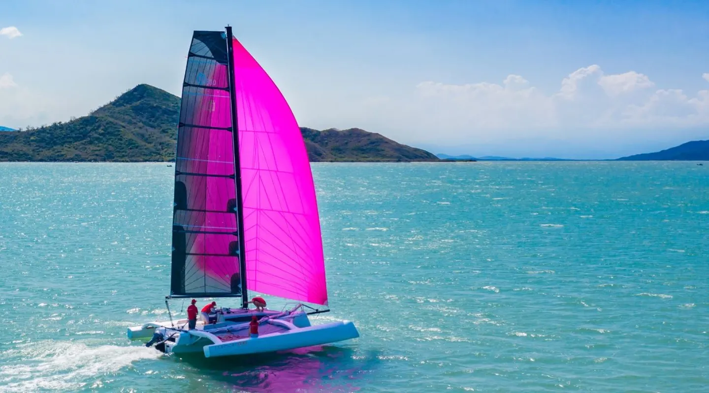 Corsair 880