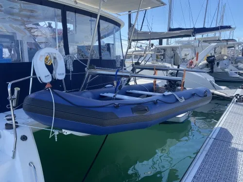 Lagoon-450S-KIWA-14