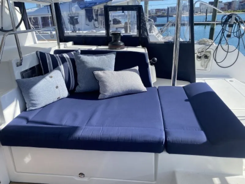 Lagoon-450S-KIWA-16