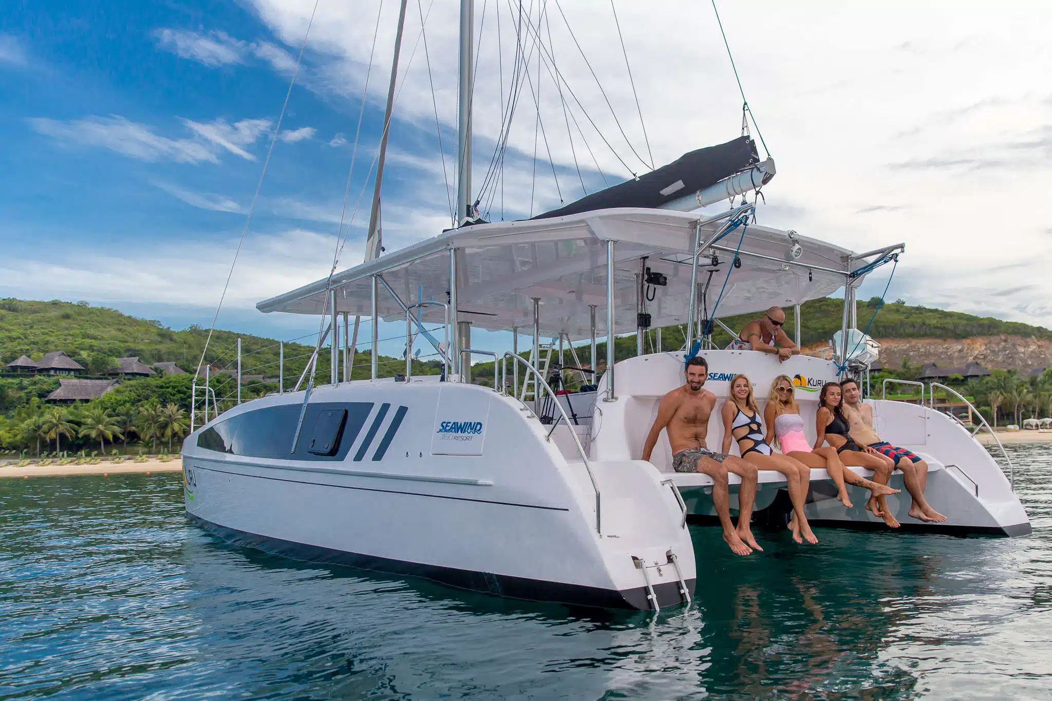 seawind-1160-resort-cruising-gal-1