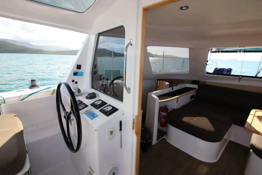 Seawind 1260-BAREFOOT MAGIC-5