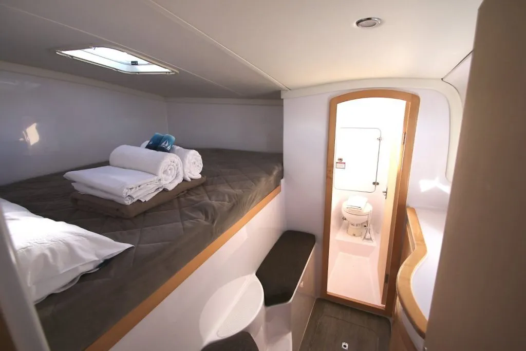 Seawind 1260-BAREFOOT MAGIC