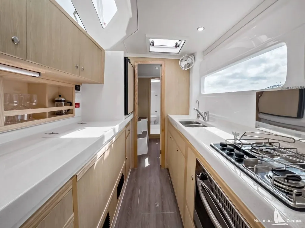 Seawind-1170-inside
