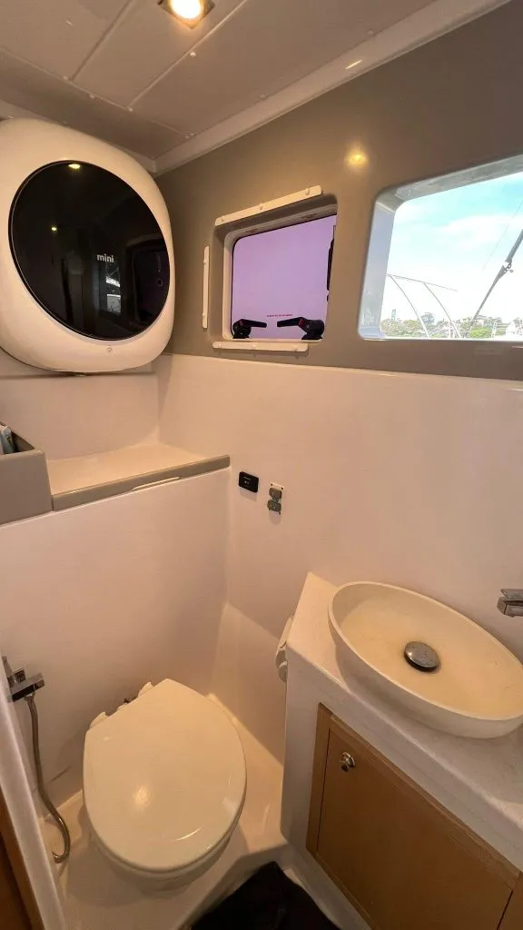 Seawind 1370 Danielle Head