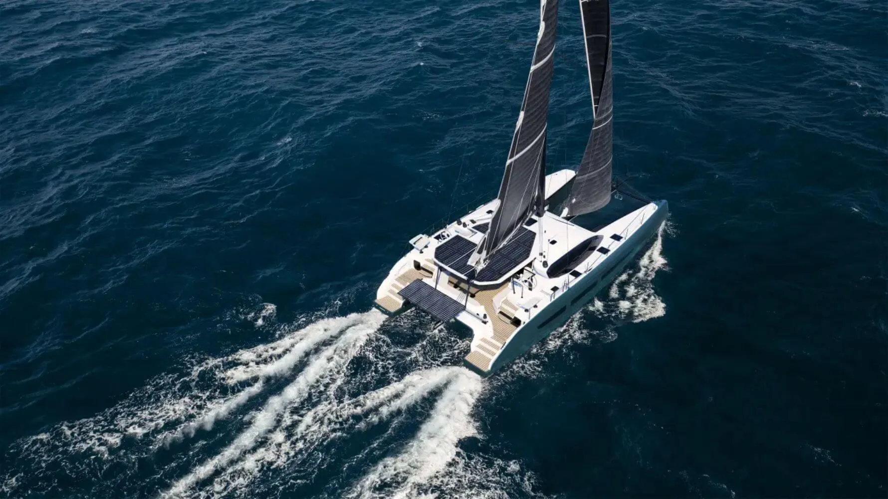 Outremer 64