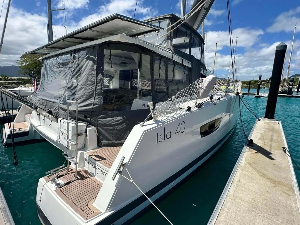 FP Isla 40